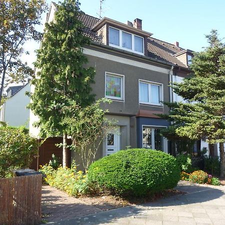 Apartamento Wotan Düsseldorf Exterior foto