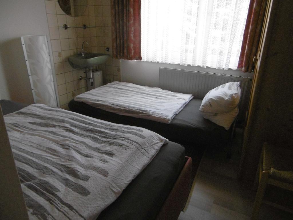Apartamento Wotan Düsseldorf Exterior foto
